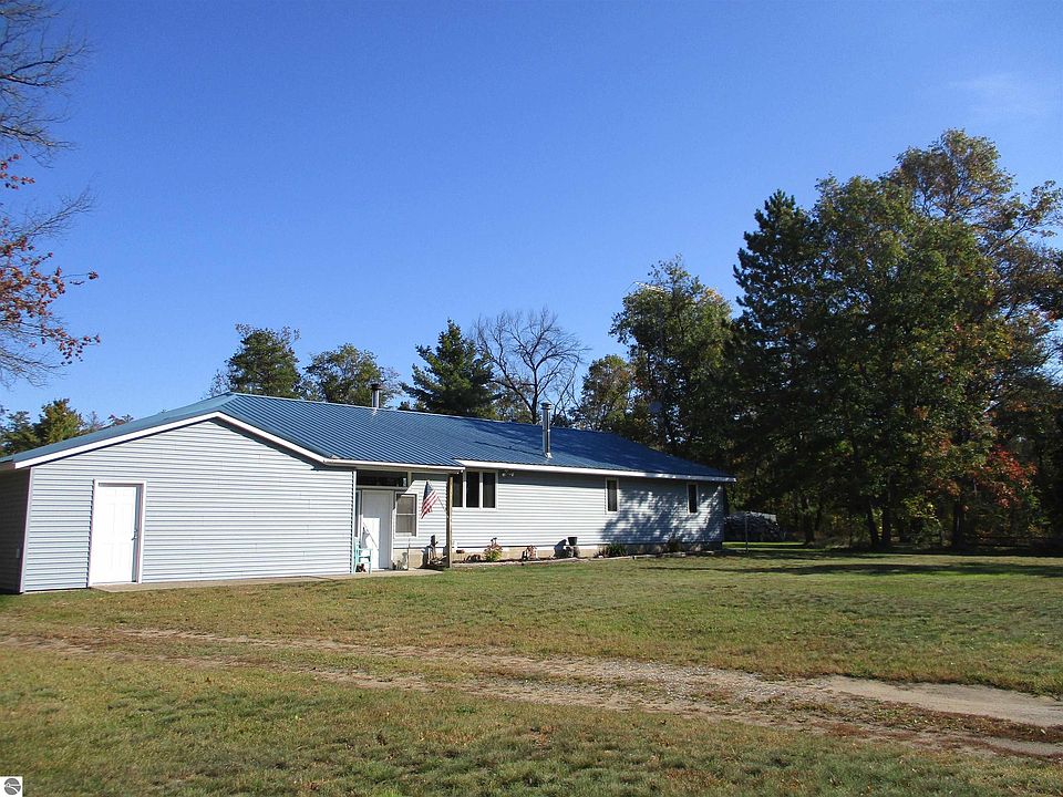 4400 Grass Lake Rd, West Branch, MI 48661 Zillow