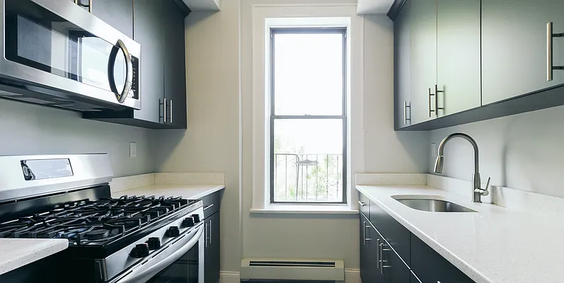 Rented by Compass | media 37