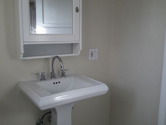 4th image of 5539 Parmerton Ave