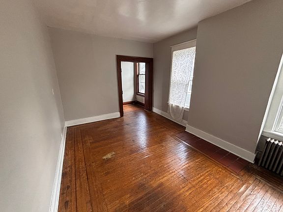 5th image of 799 Niagara St #2