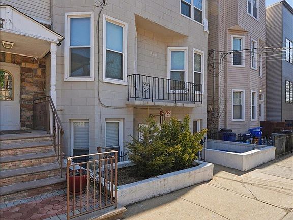 2nd image of 116 Ogden Ave APT Gb