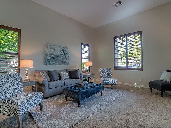 3rd image of 250 W New Dawn Dr