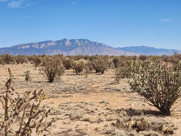 4728 Majesty Rd NE, Rio Rancho, NM 87144