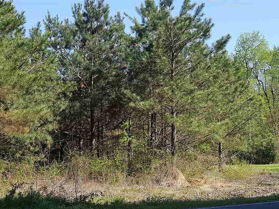 2nd image of 2 Herring Rd #2