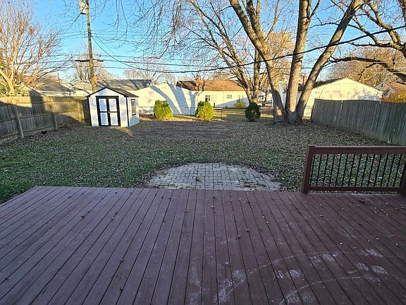 5th image of 26640 Clancy St