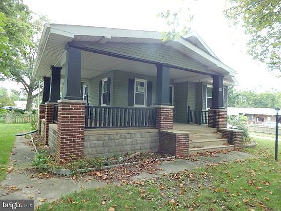 3rd image of 15 Erial Rd
