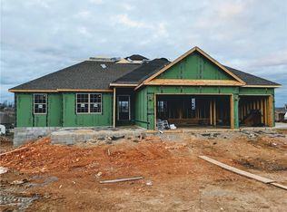 6400 SW Puppy Pl, Bentonville, AR 72713