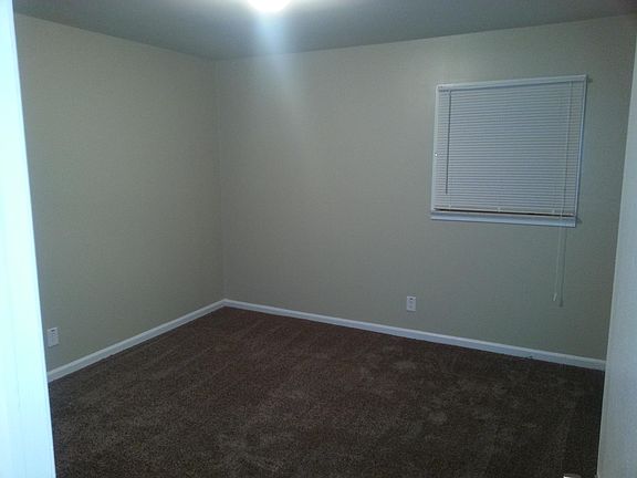 5th image of 746 Eastlawn Ave