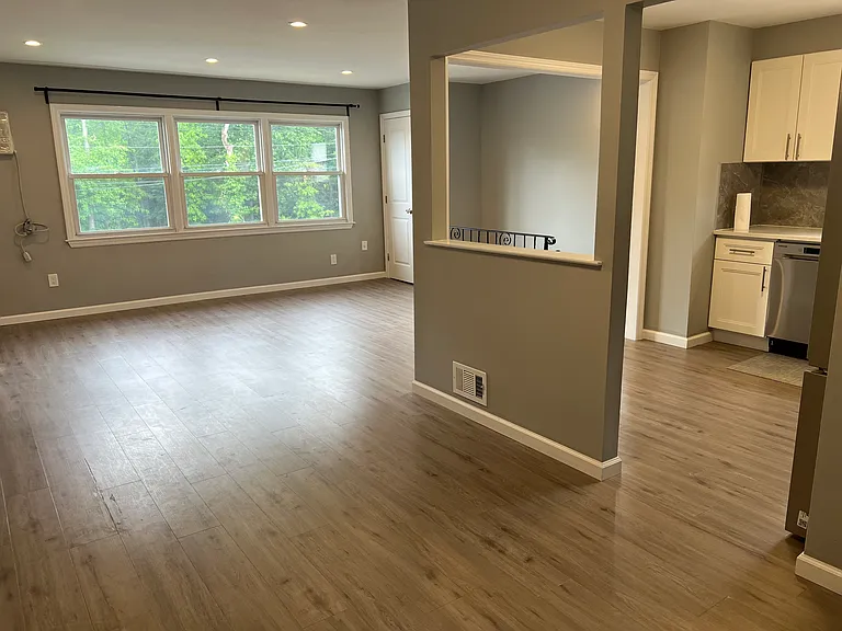 240 Woodrow Rd — Photo 16