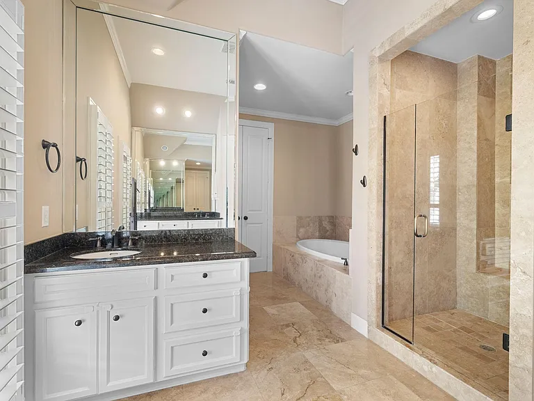 6315 Mystic Bridge Dr — Photo 22