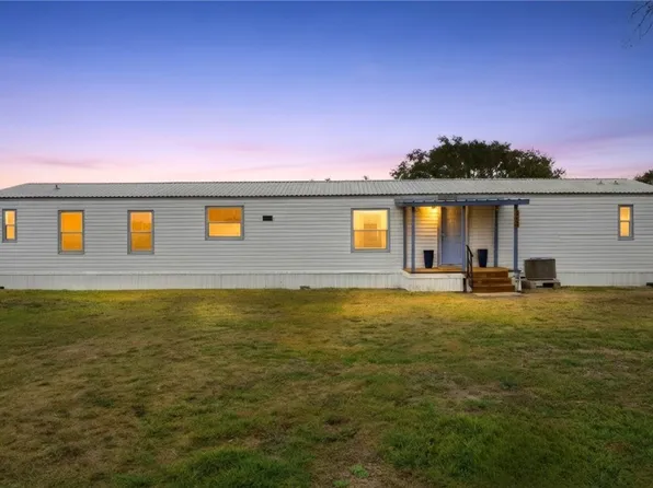 868 Fm 888, Mathis, TX 78368