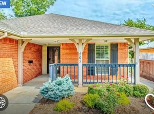 205 W Wayne St, Edmond, OK 73003