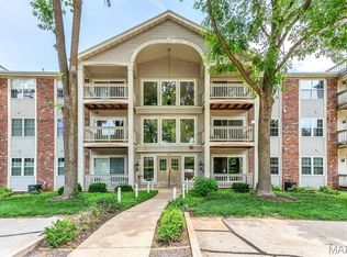 5375 N Kenrick Parke Dr APT 203, Saint Louis, MO 63119