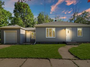 3004 41st St, Kenosha, WI 53144