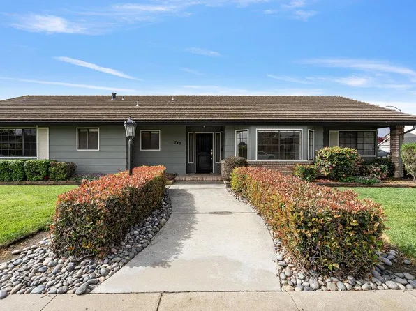 745 Ambrose Dr, Salinas, CA 93901