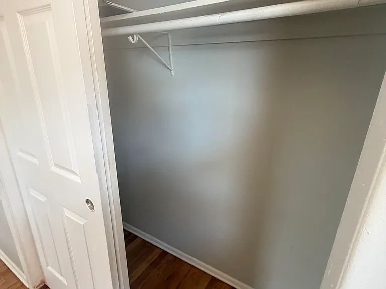 919 Chandler Ave #2R — Photo 8
