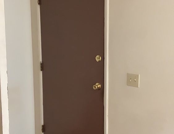 2nd image of 325 Kentucky St #C