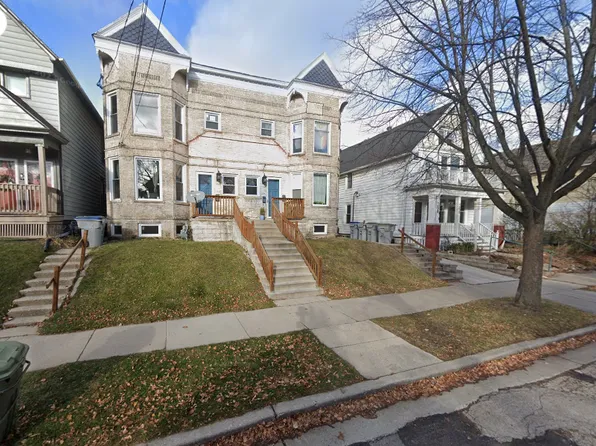1024 E Pearson St, Milwaukee, WI 53202