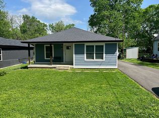 260 W Stephens St, Midway, KY 40347