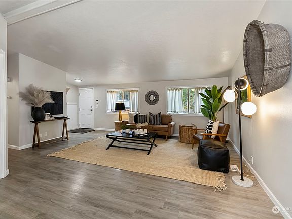 5th image of 14110 131st Street NW