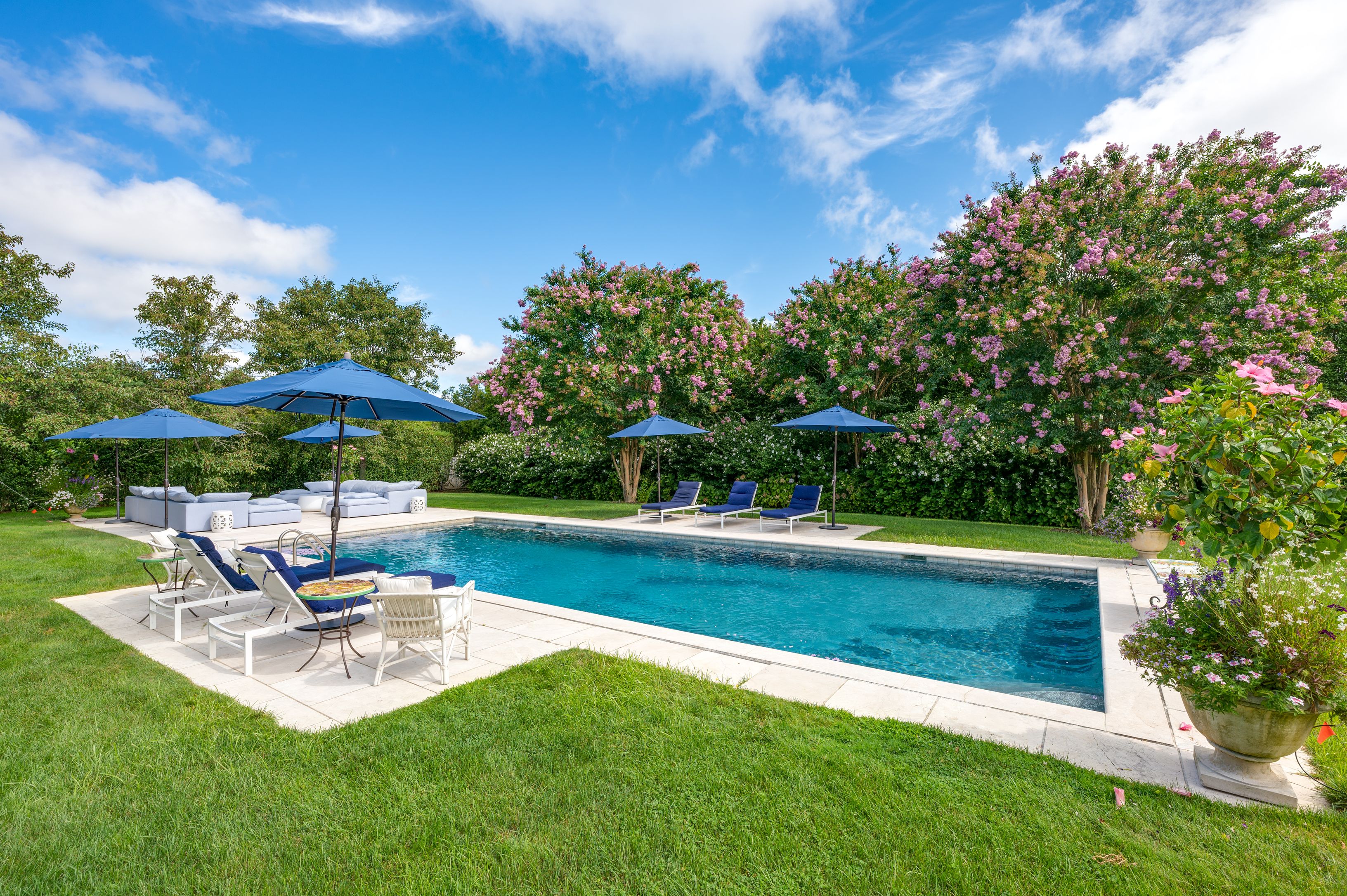 405 Butter Ln, Bridgehampton, NY 11932 Out East