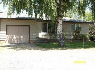 369 N Seneca Rd, Eugene, OR 97402