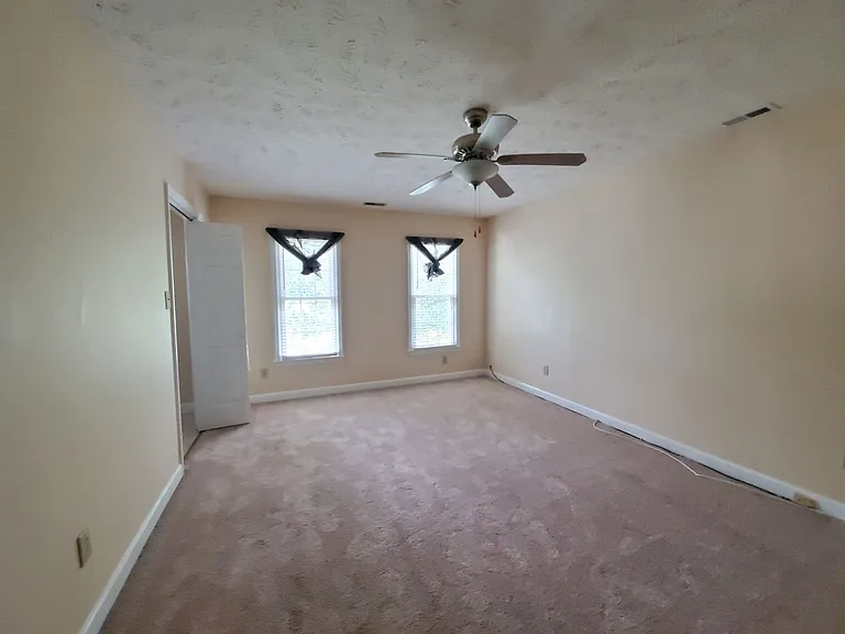 3508 Gowan Ln — Photo 14