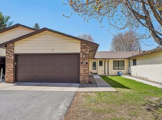 8582 134th St W, Apple Valley, MN 55124