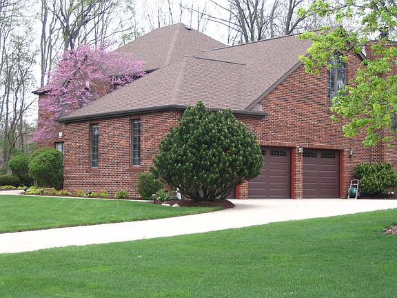 3 car Garage