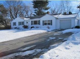 35 Highgate Rd, Framingham, MA 01701