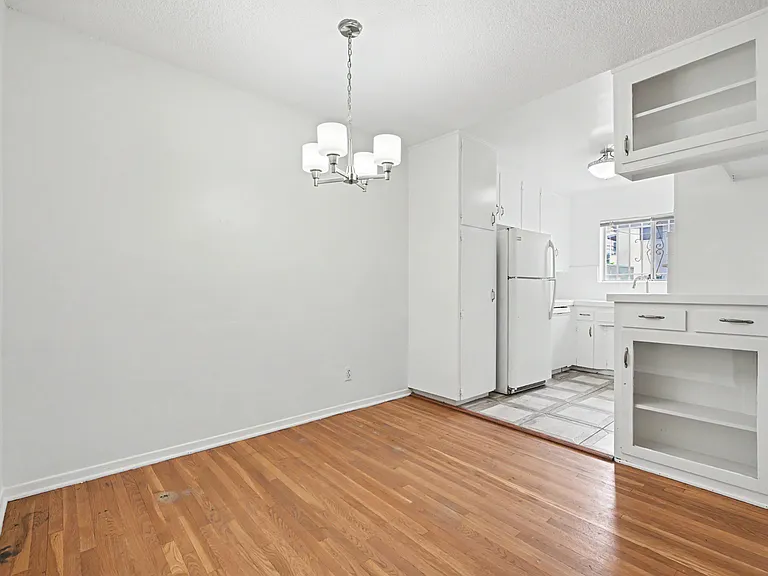1036 S Bedford St #2 — Photo 5