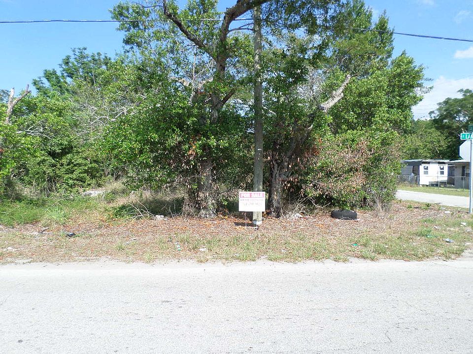 2nd image of 1413 S Lake Blvd