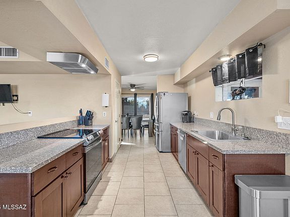 4th image of 3810 W Placita Oeste