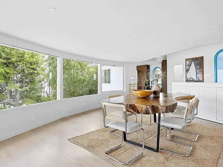 17440 Revello Dr — Photo 33