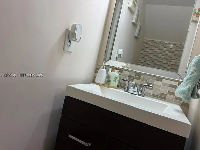 13311 SW 59th Ter — Photo 13