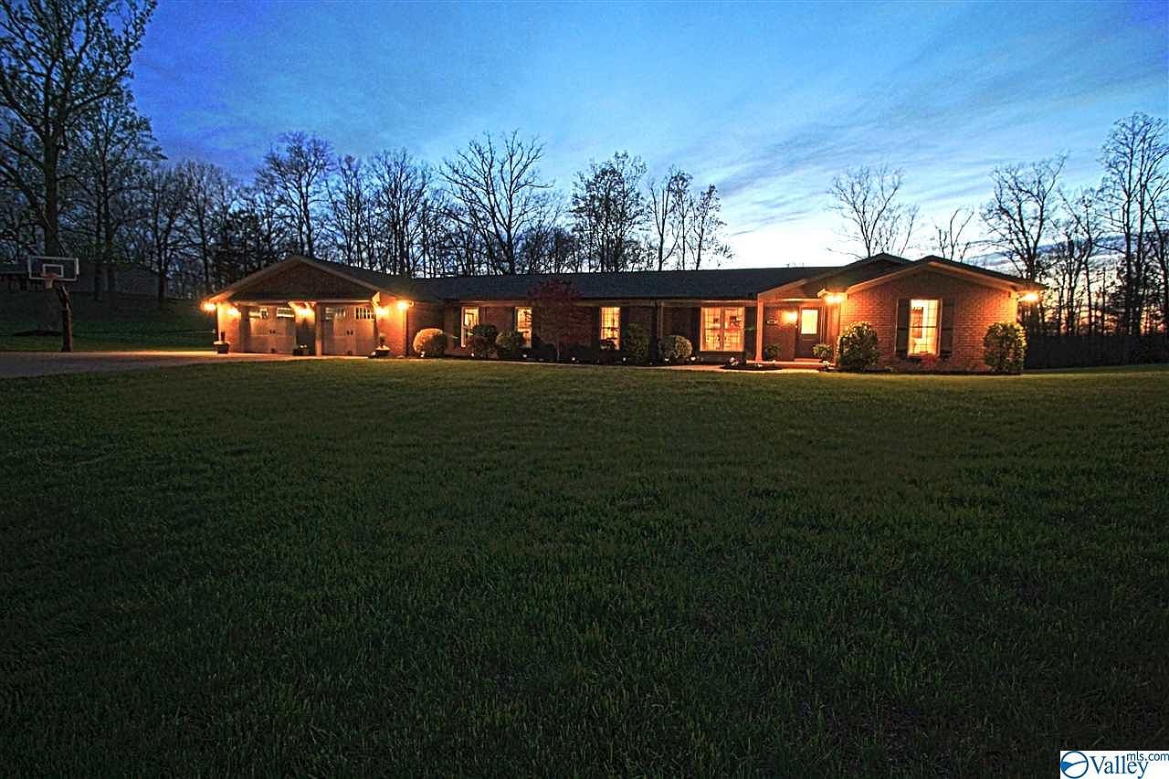 995 Hytop Rd, Scottsboro, AL 35768 Zillow