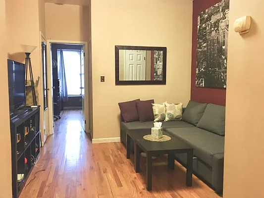 Rented by Jeffrey Mosczyc, LREB | media 17