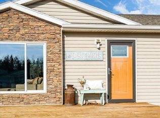 917 Ski Hill Rd, Two Harbors, MN 55616