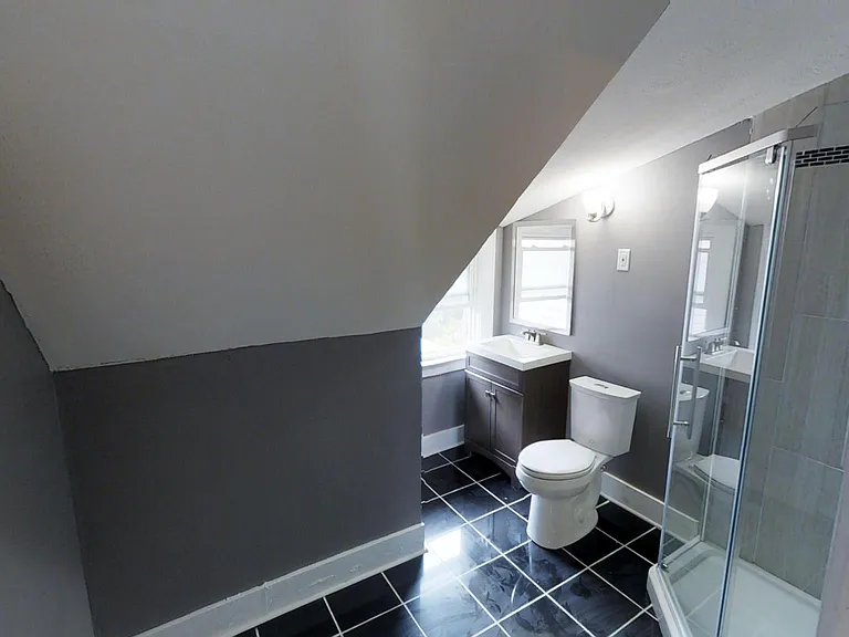 930 Ackerman Ave — Photo 10
