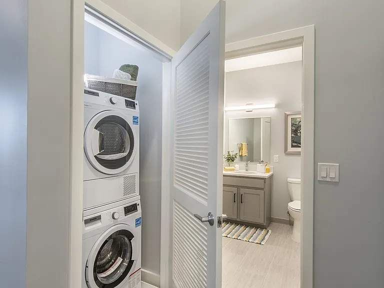 High End Washer/Dryer in Every Home