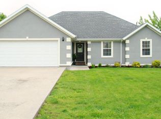 941 Brookside Dr, Marshfield, MO 65706