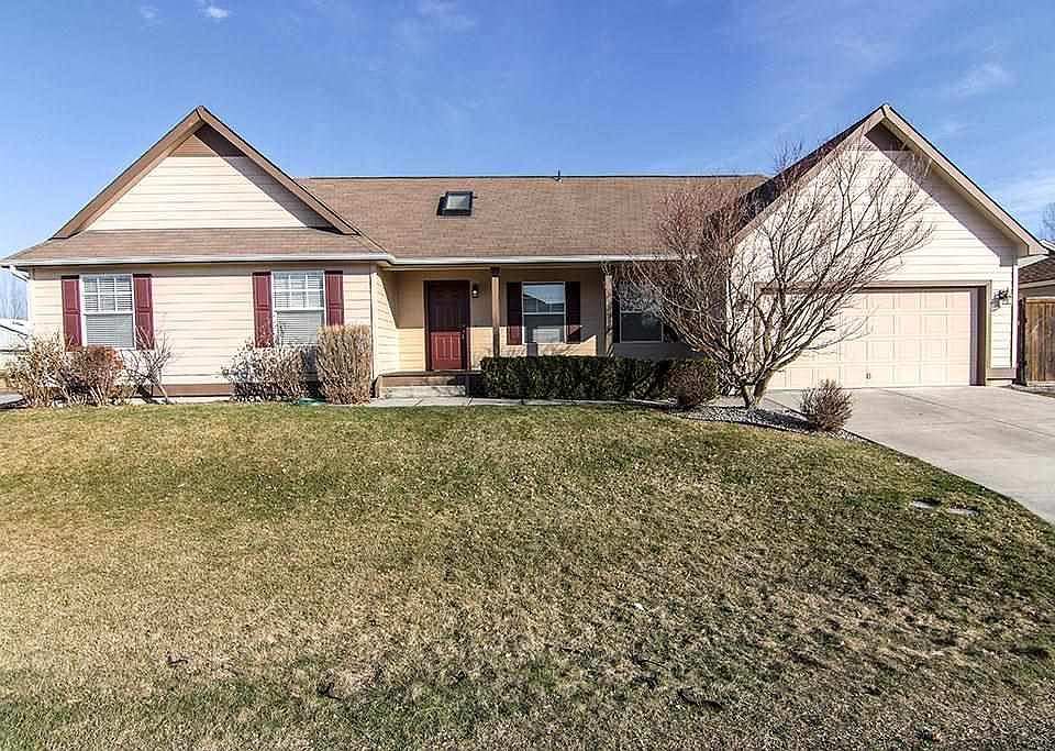 1st image of 1624 N Harmony Ln