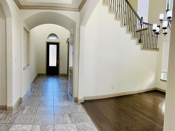 5th image of 10831 Paula Bluff Ln
