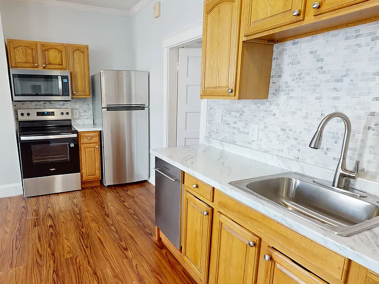 10 Porter Street Ct #2 — Photo 3