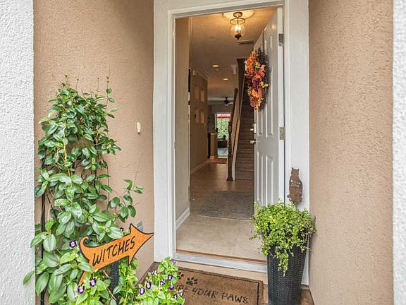 5th image of 11311 Estancia Villa Cir #1402