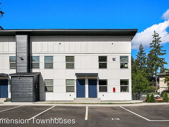 3rd image of 5707 202nd St SW #1