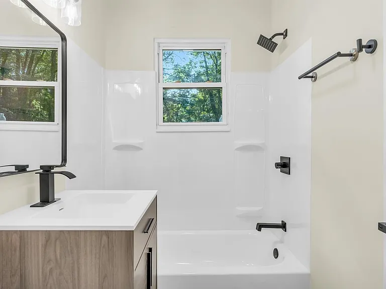 2751 N Highway 341 — Photo 11
