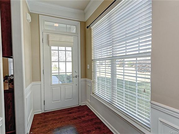3rd image of 19150 Mallard Dr