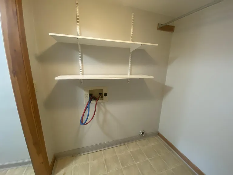 1106 W Auburn Dr — Photo 3