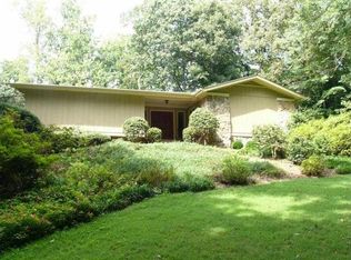 5094 Hensley Dr, Dunwoody, GA 30338